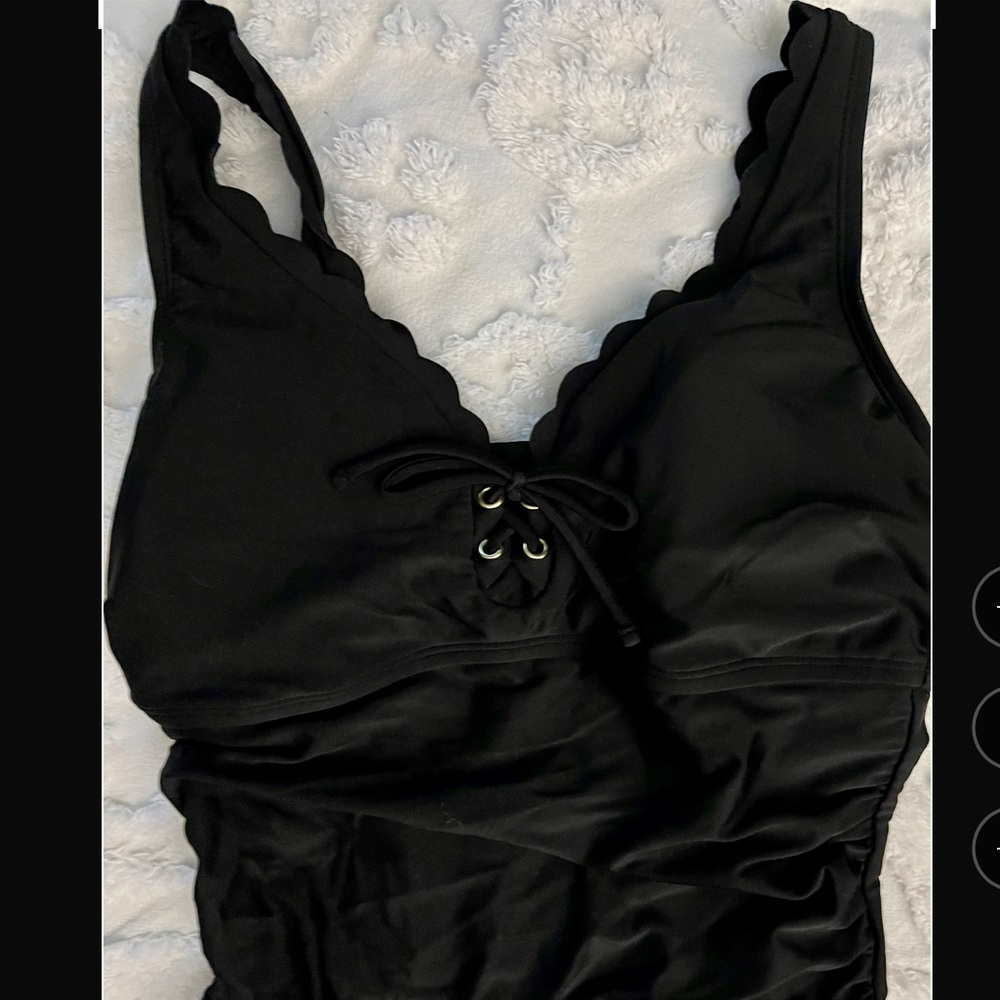 KONA SOL ONE PIECE BLACK SEXY SUIT
